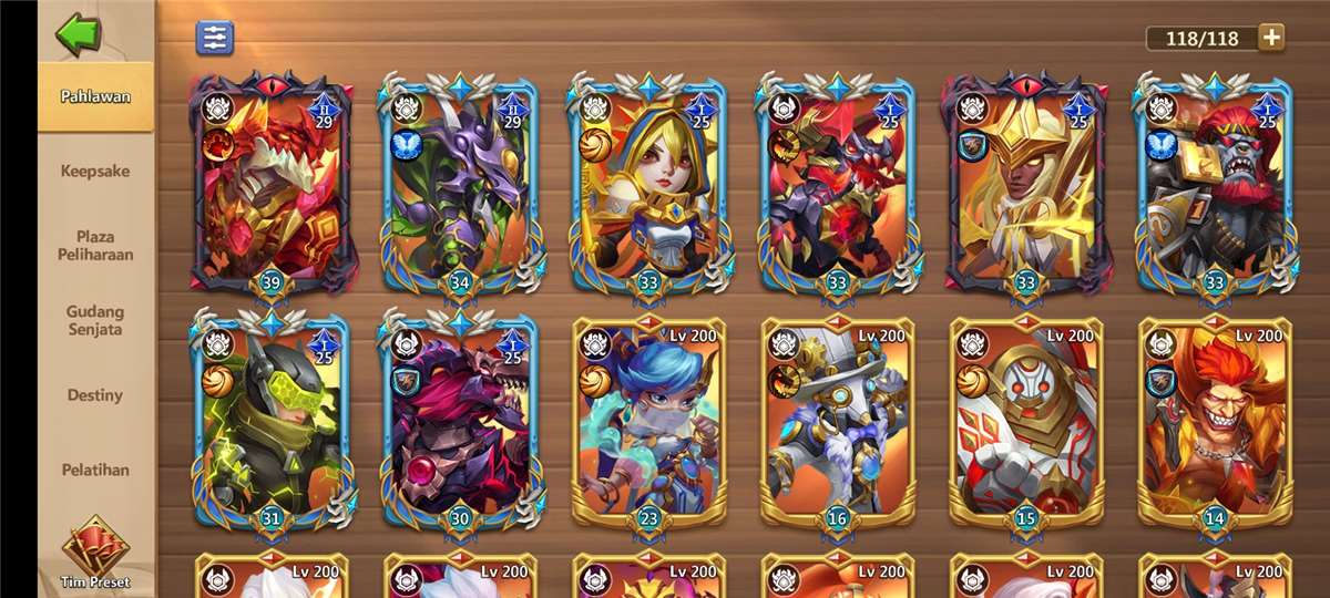 Penjualan akun permainan Castle Clash